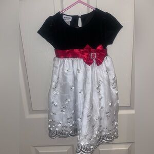 2T Girls Formal Christmas/Winter Dress- Black velvet, white, red